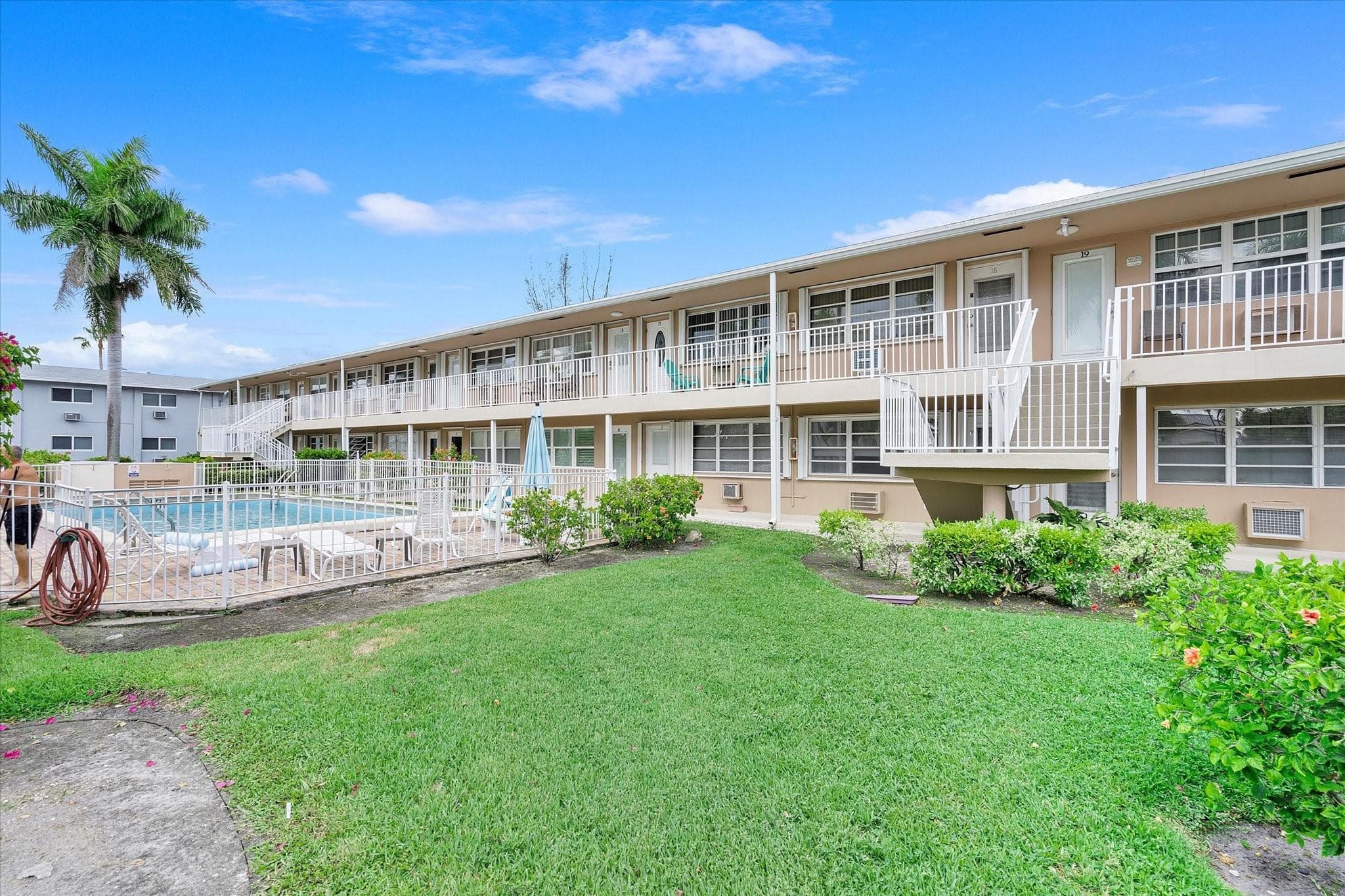 500 Layne Boulevard 18, Hallandale Beach, FL 33009 — photo 16 of 16