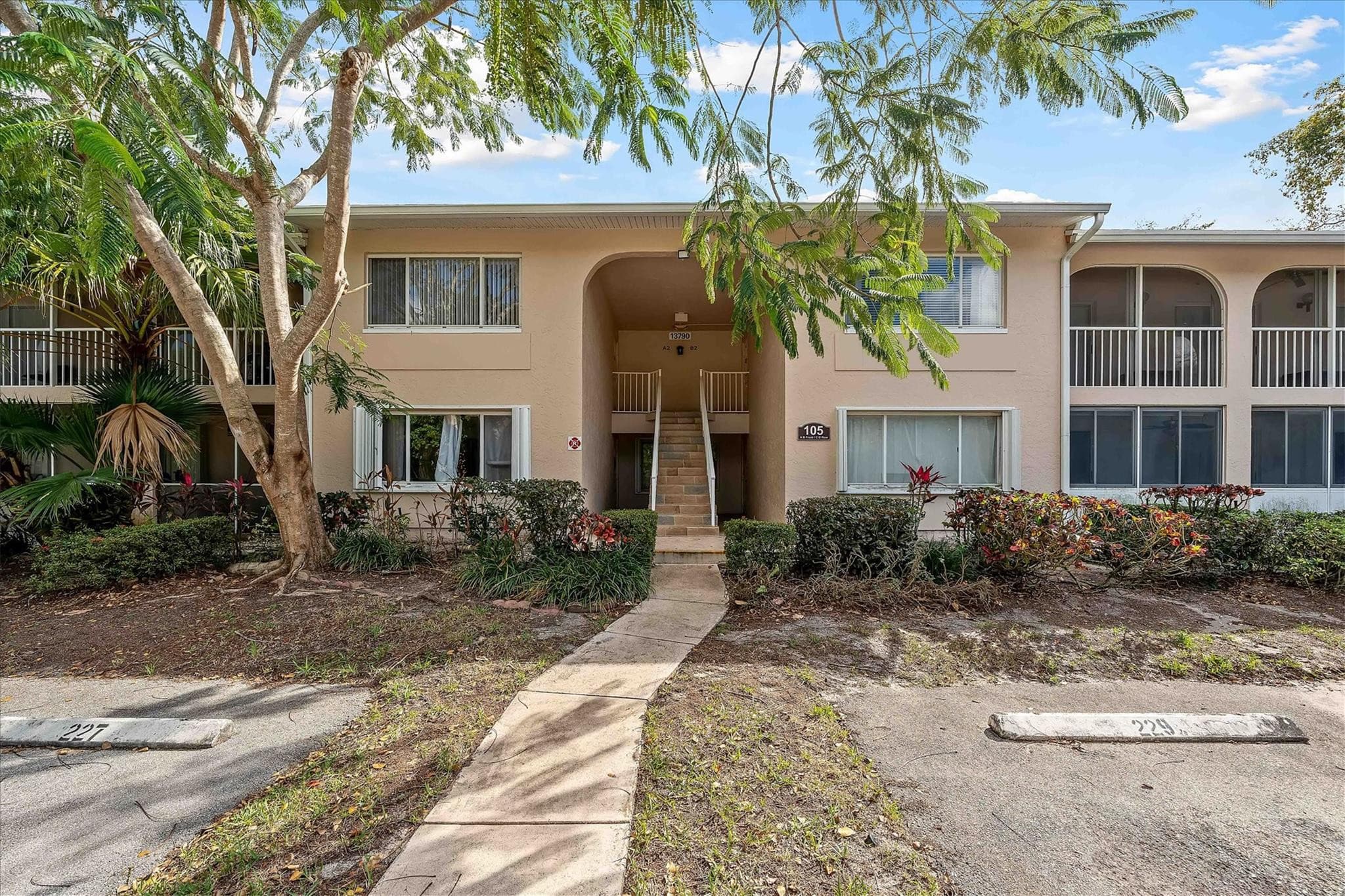 13790 Oneida Drive B1, Delray Beach, FL 33446 — photo 2 of 28