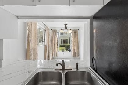 8027 Lagos De Campo Boulevard A4, Tamarac, FL 33321 — photo 5 of 16