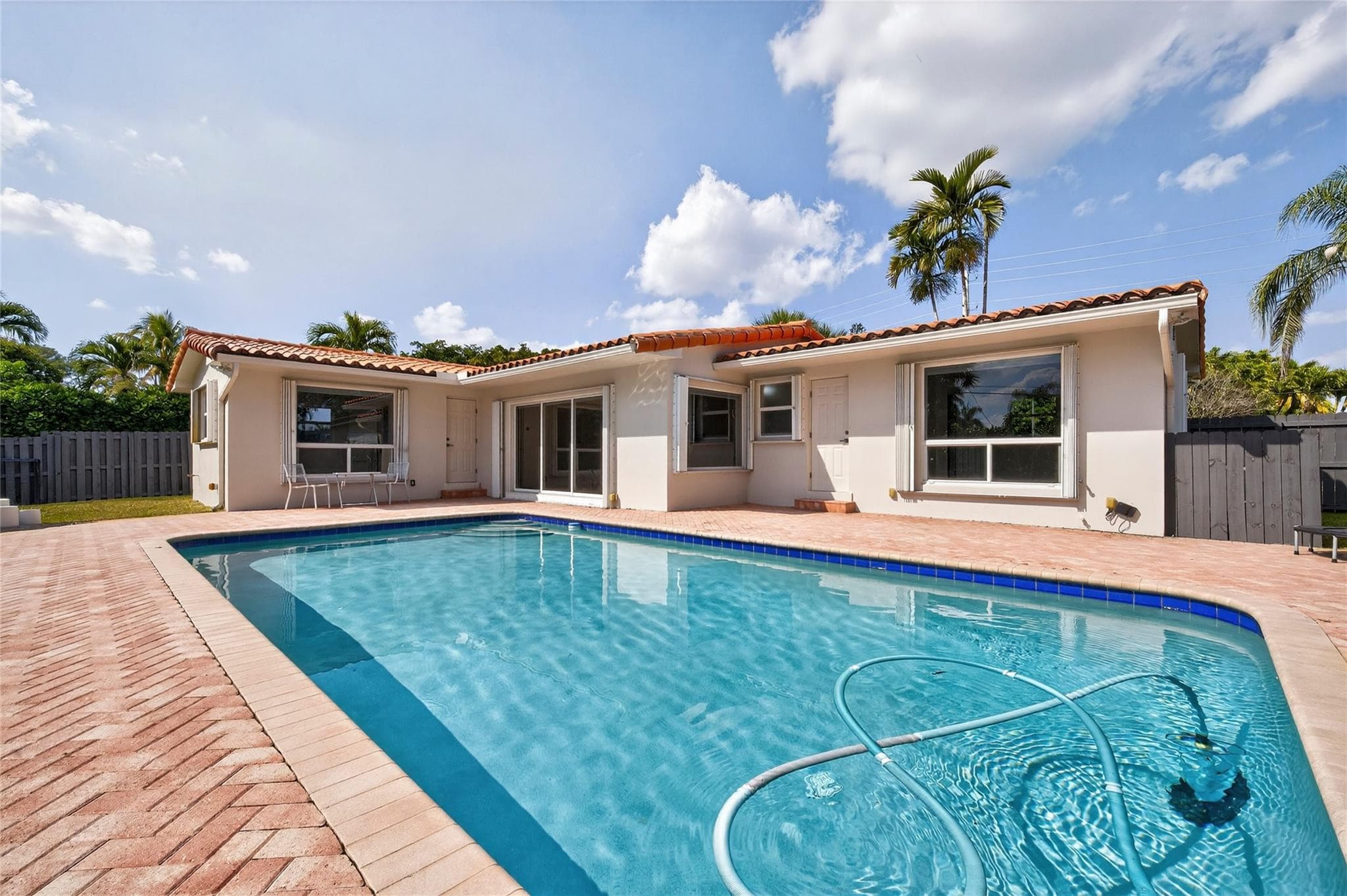 1762 NE 38th Street, Oakland Park, FL 33334 — photo 1 of 42