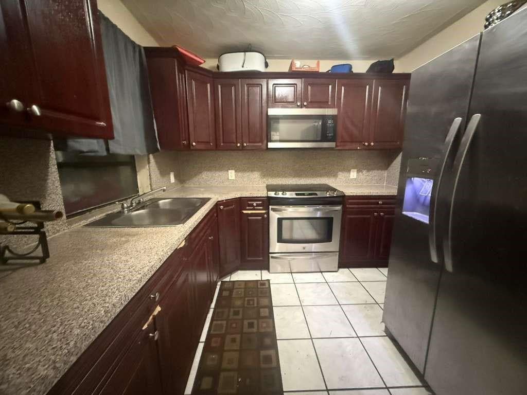 5836 Wiley Street, Hollywood, FL 33023 — photo 10 of 17