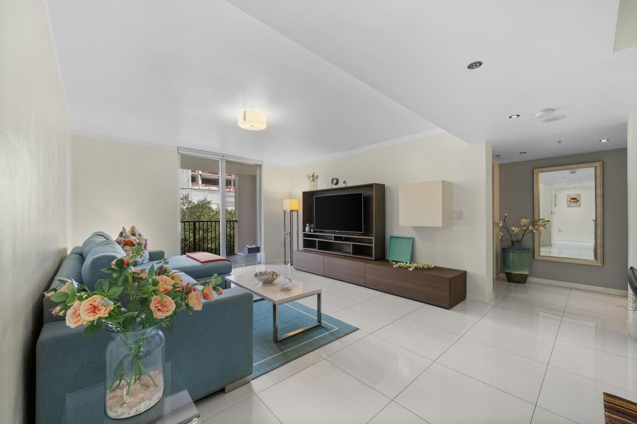 520 SE 5th Avenue 2406, Fort Lauderdale, FL 33301 — photo 1 of 53