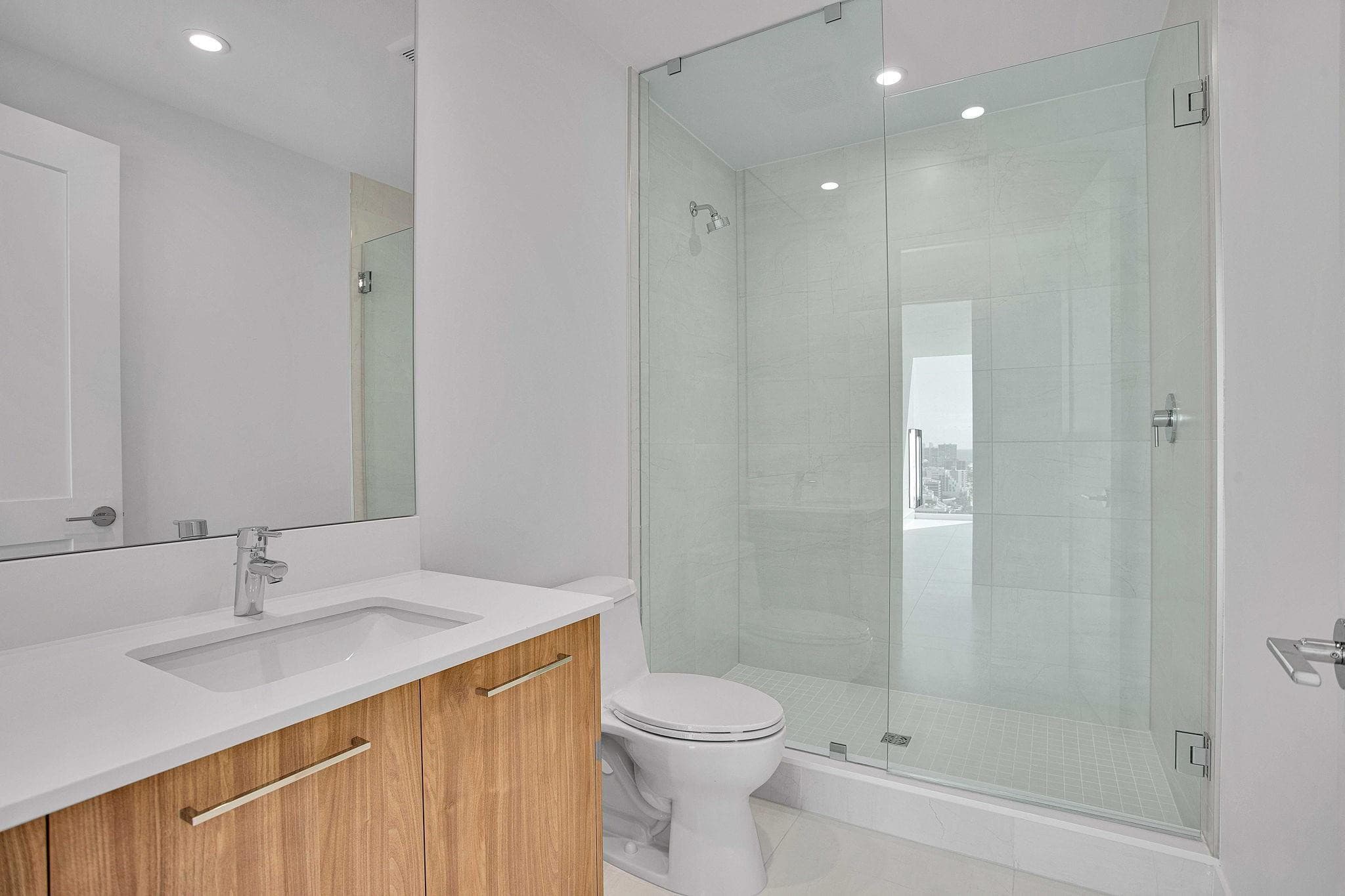 151 N Seabreeze Blv E-2501, Fort Lauderdale, FL 33304 — photo 31 of 76
