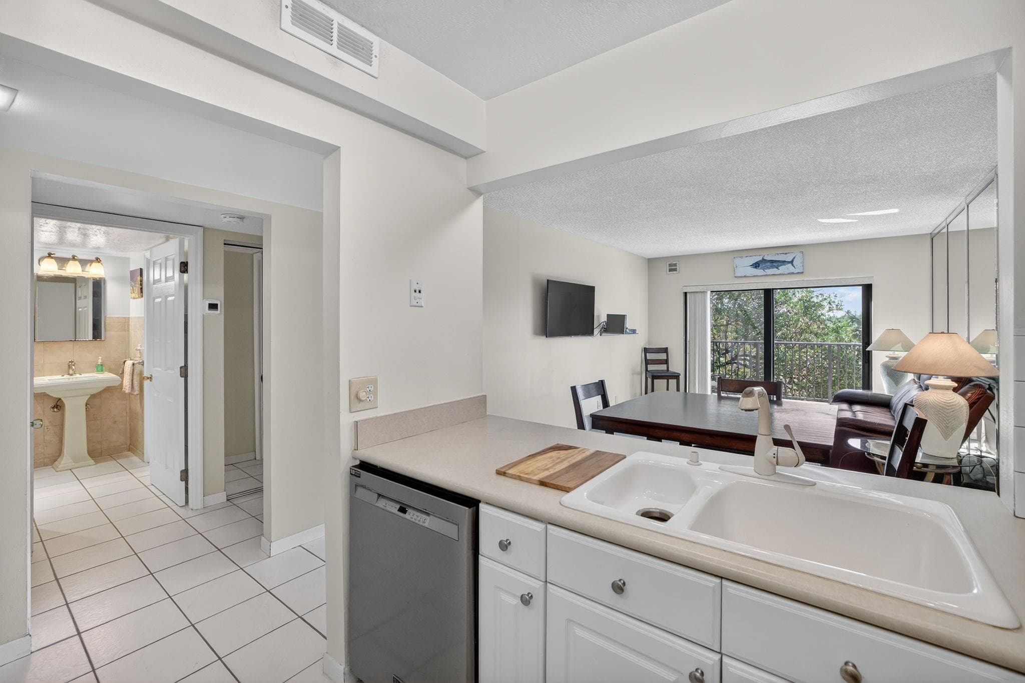 1000 River Reach Drive 406, Fort Lauderdale, FL 33315 — photo 23 of 50