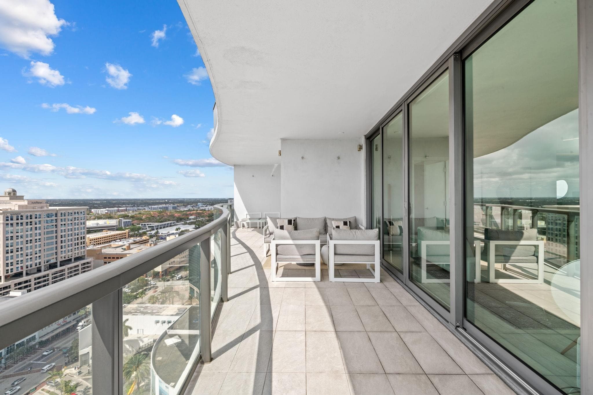 100 E Las Olas Boulevard 2404, Fort Lauderdale, FL 33301 — photo 17 of 73