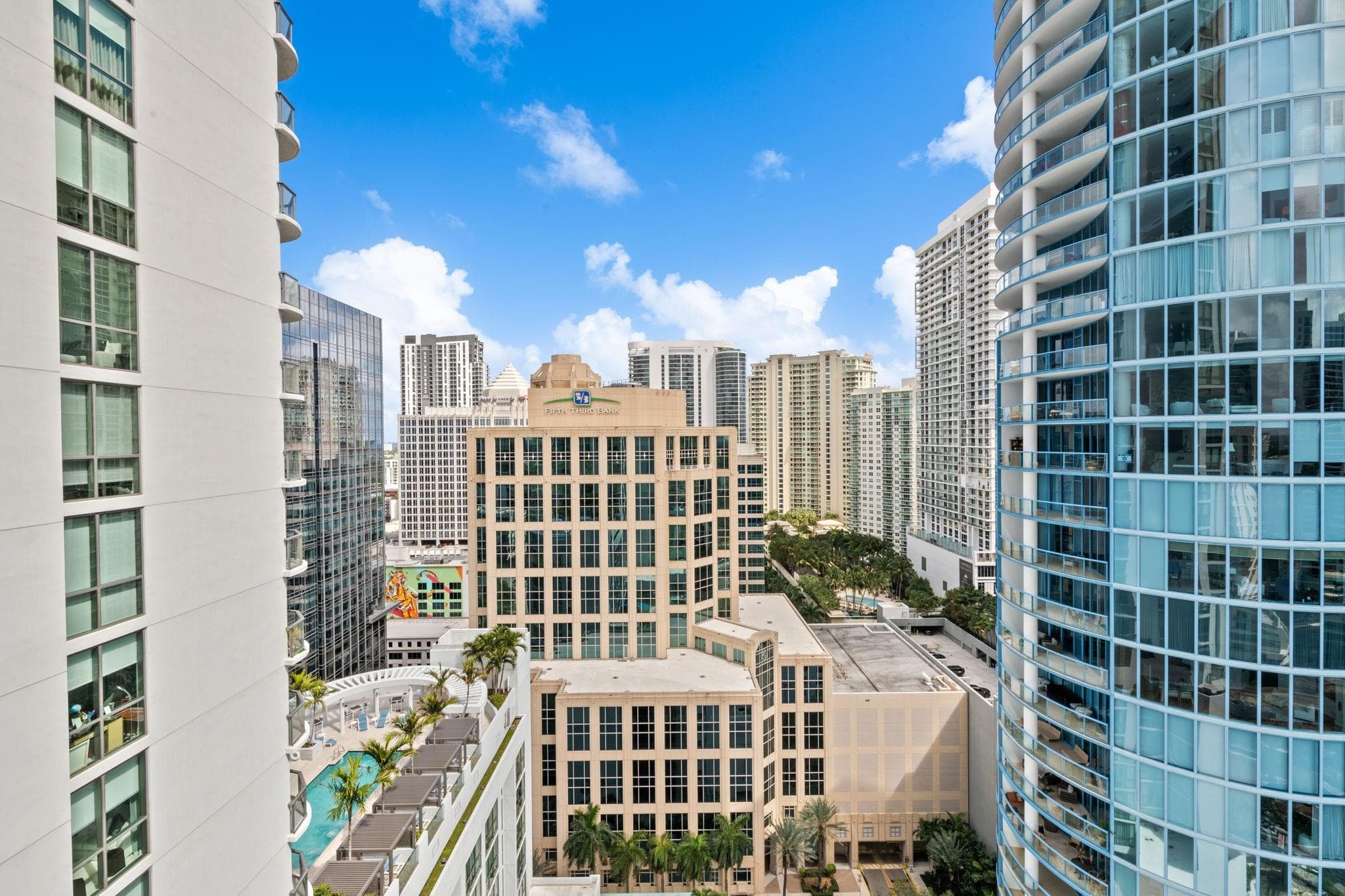 100 E Las Olas Boulevard 2404, Fort Lauderdale, FL 33301 — photo 25 of 73
