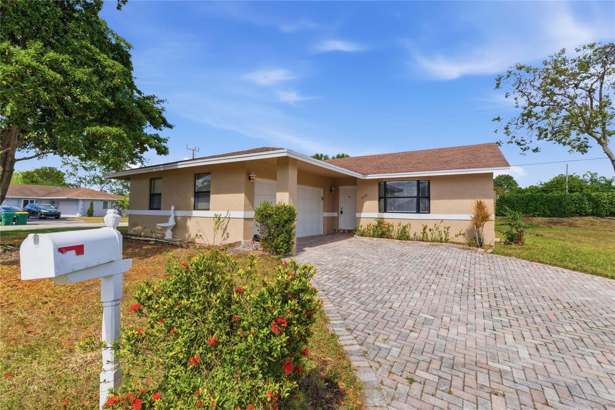 7520 NW 88th Terrace, Tamarac, FL 33321 — photo 3 of 28