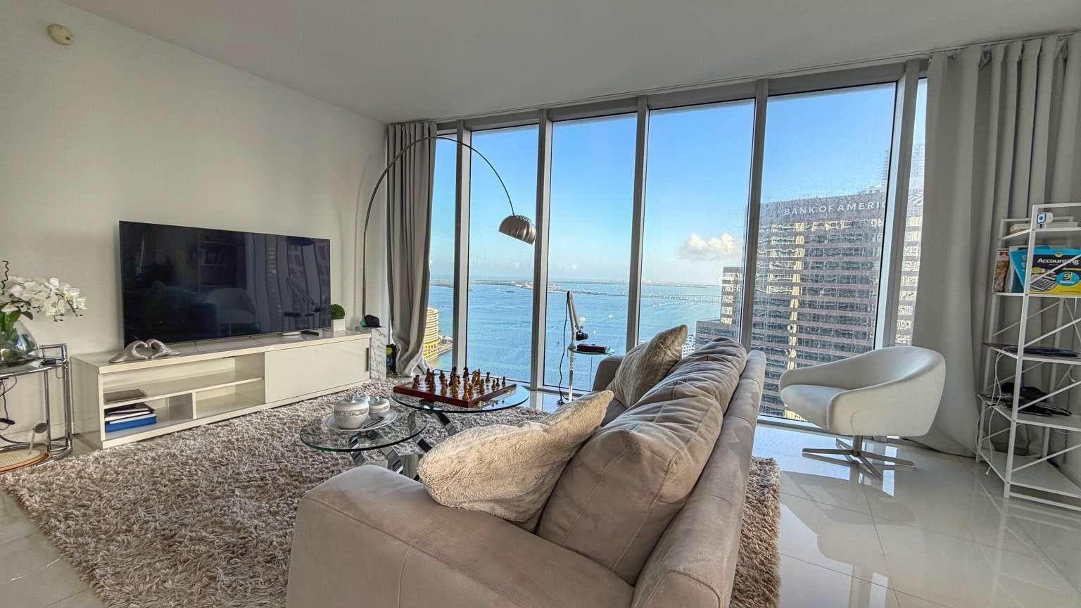 485 Brickell Avenue 3608, Miami, FL 33131 — photo 17 of 21