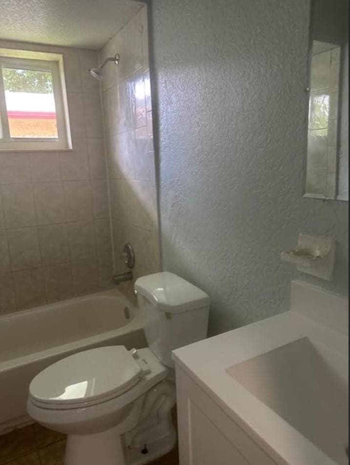 332 SW 2nd Place 3, Pompano Beach, FL 33060 — photo 5 of 13