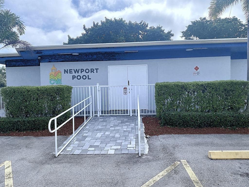 194 Newport L 194, Deerfield Beach, FL 33442 — photo 15 of 27