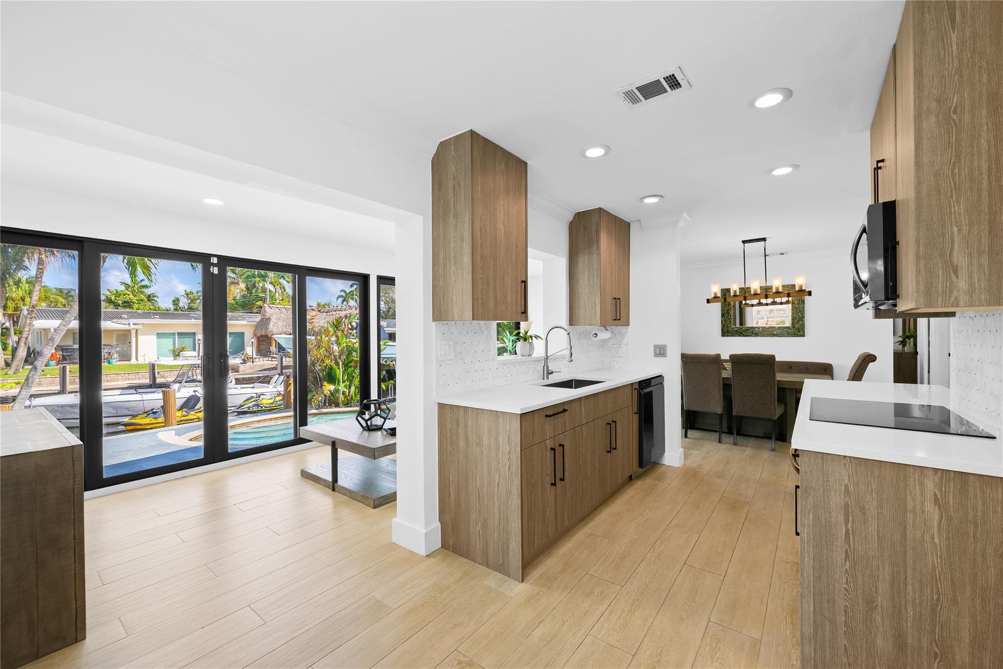 530 SW 11th Avenue, Fort Lauderdale, FL 33312 — photo 15 of 45
