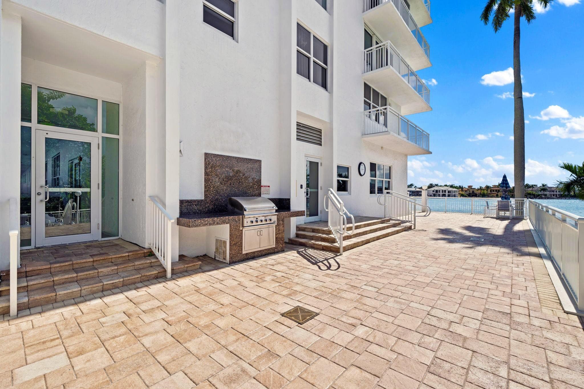 511 Bayshore Drive 501, Fort Lauderdale, FL 33304 — photo 41 of 43