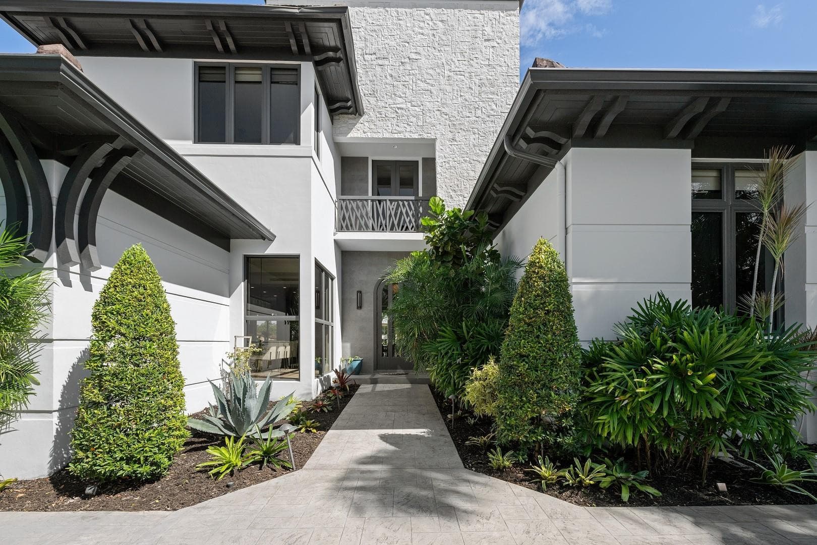 720 Isle Of Palms Drive, Fort Lauderdale, FL 33301 — photo 9 of 62