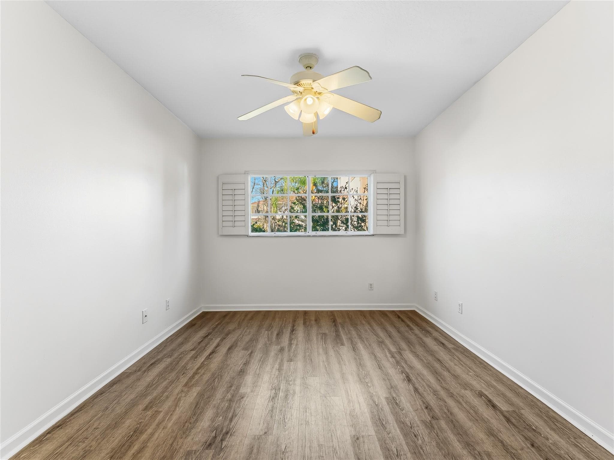 504 7th Square 103, Vero Beach, FL 32962 — photo 15 of 30