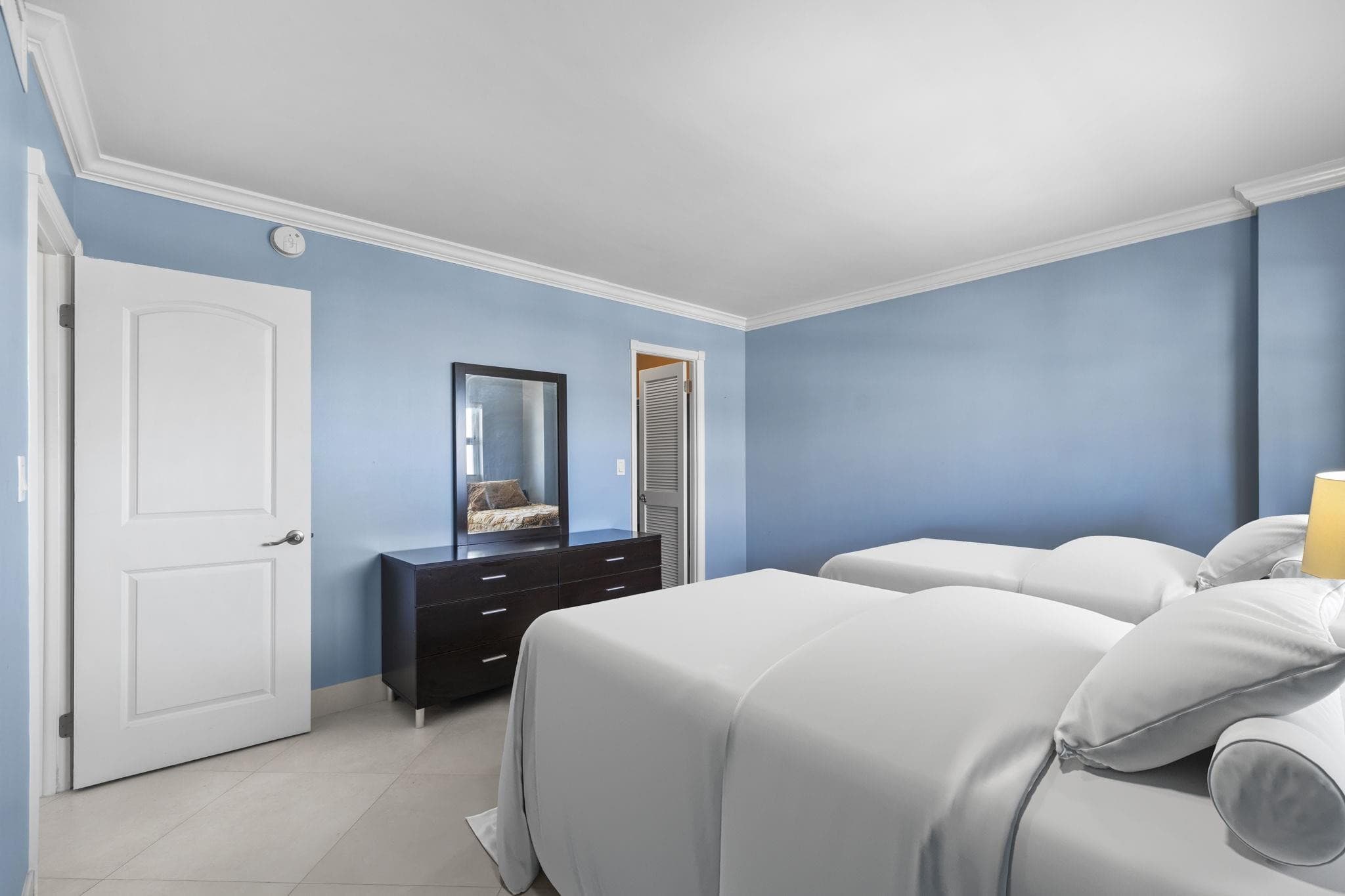 511 Bayshore Drive 904, Fort Lauderdale, FL 33304 — photo 19 of 62