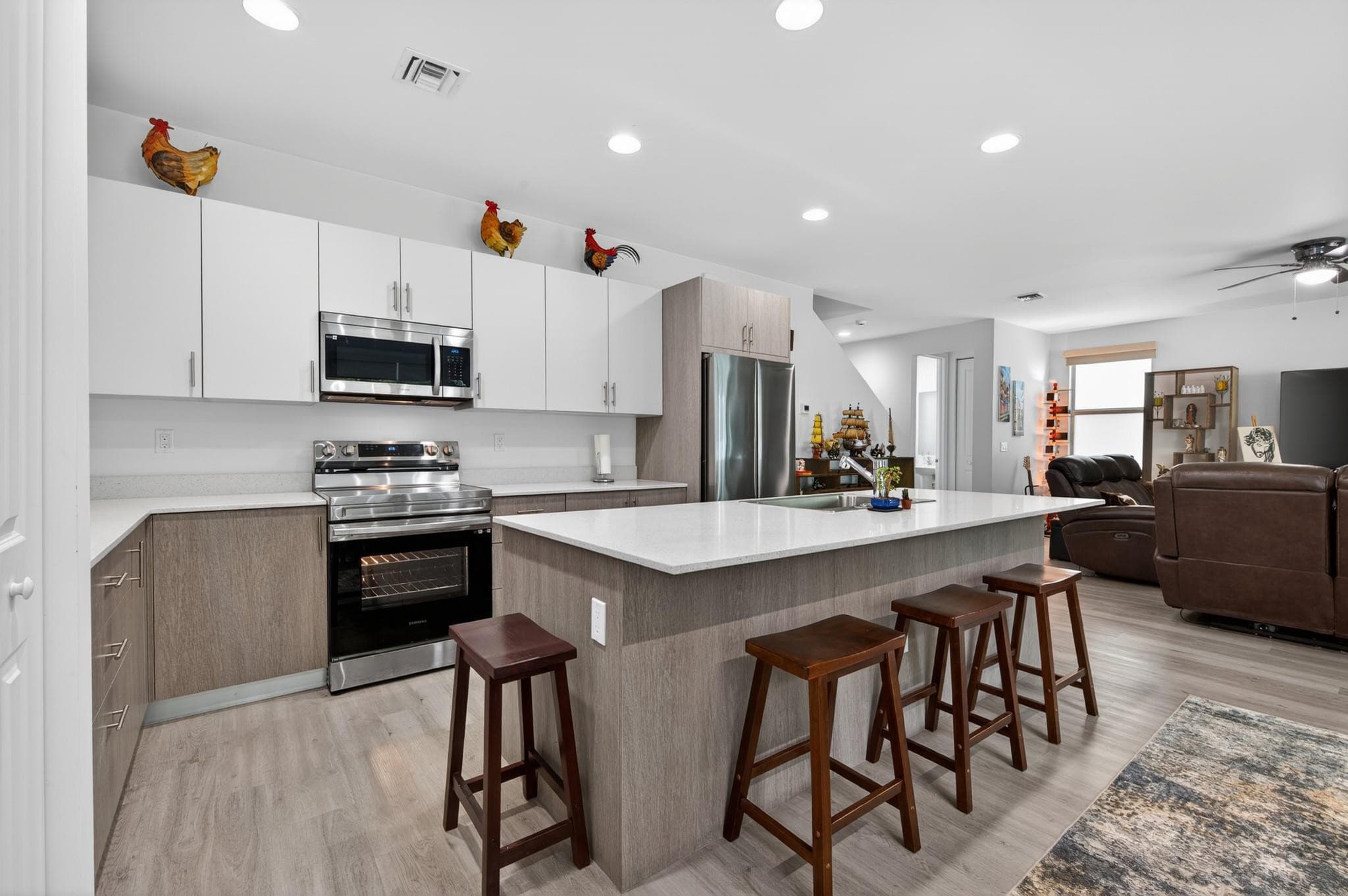 6317 Tenor Drive, West Palm Beach, FL 33413 — photo 12 of 40