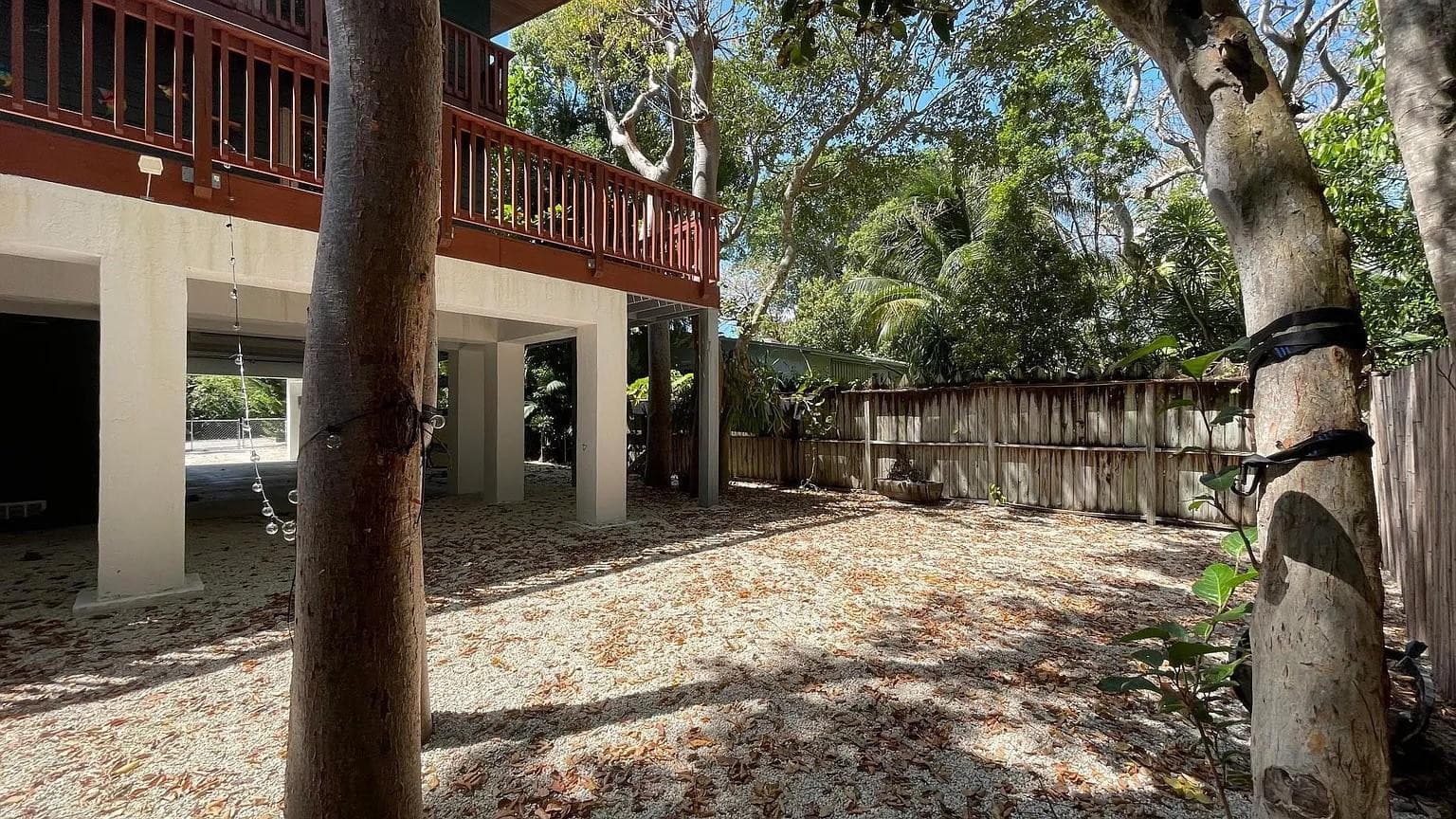 24 Bonita Avenue, Key Largo, FL — photo 10 of 27