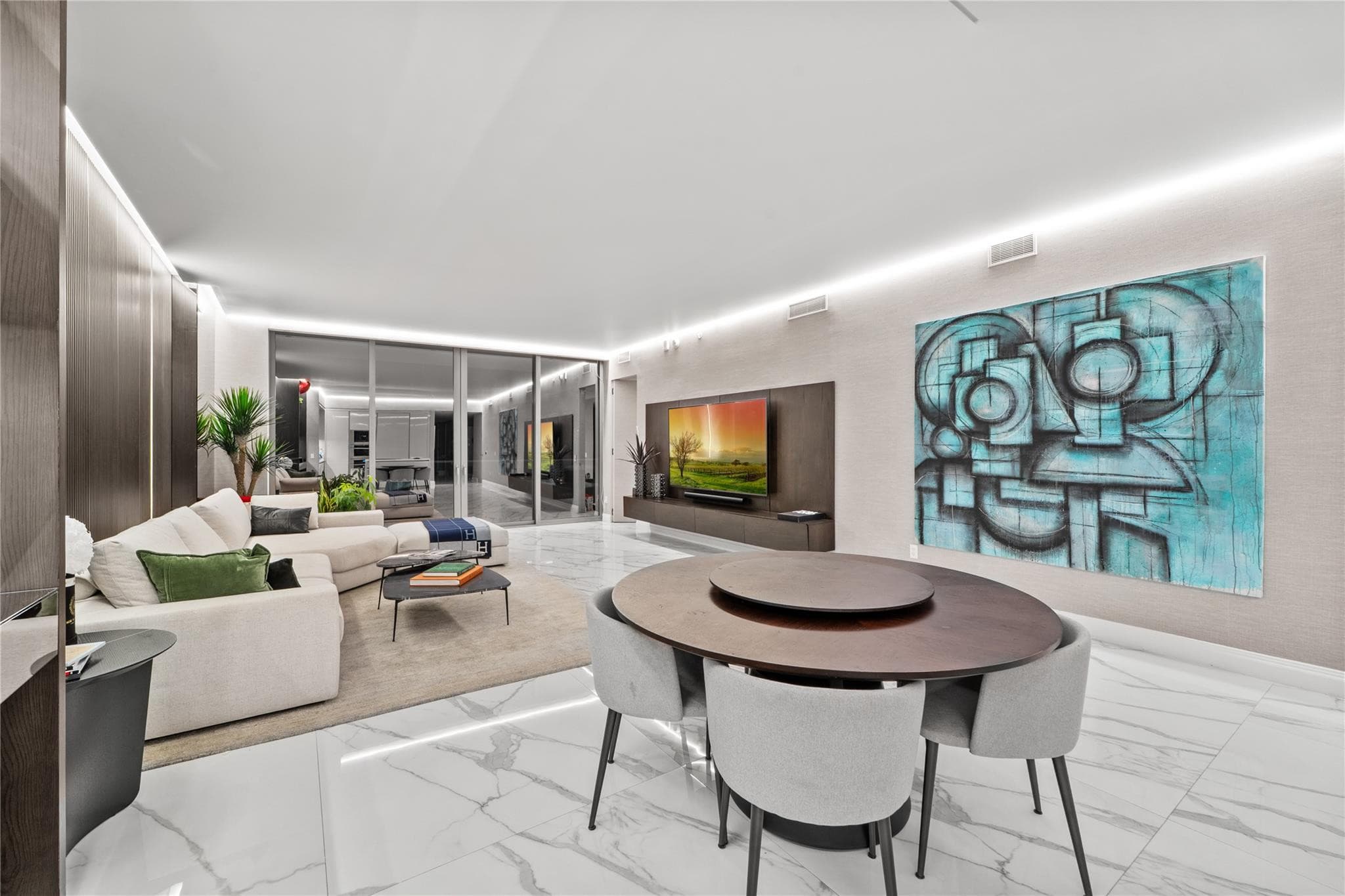 18975 Collins Avenue 3303, Sunny Isles Beach, FL 33160 — photo 5 of 32