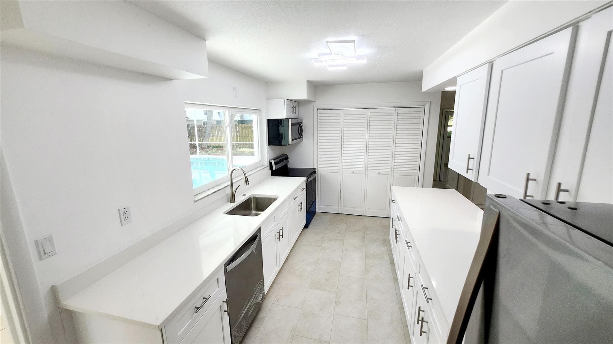 1715 York Court, Fort Pierce, FL 34982 — photo 27 of 36