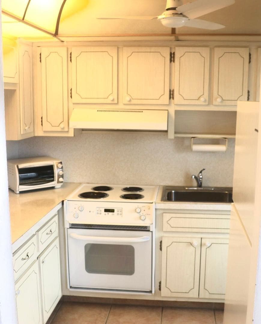 2050 NE 39th Street 209w, Lighthouse Point, FL 33064 — photo 9 of 20