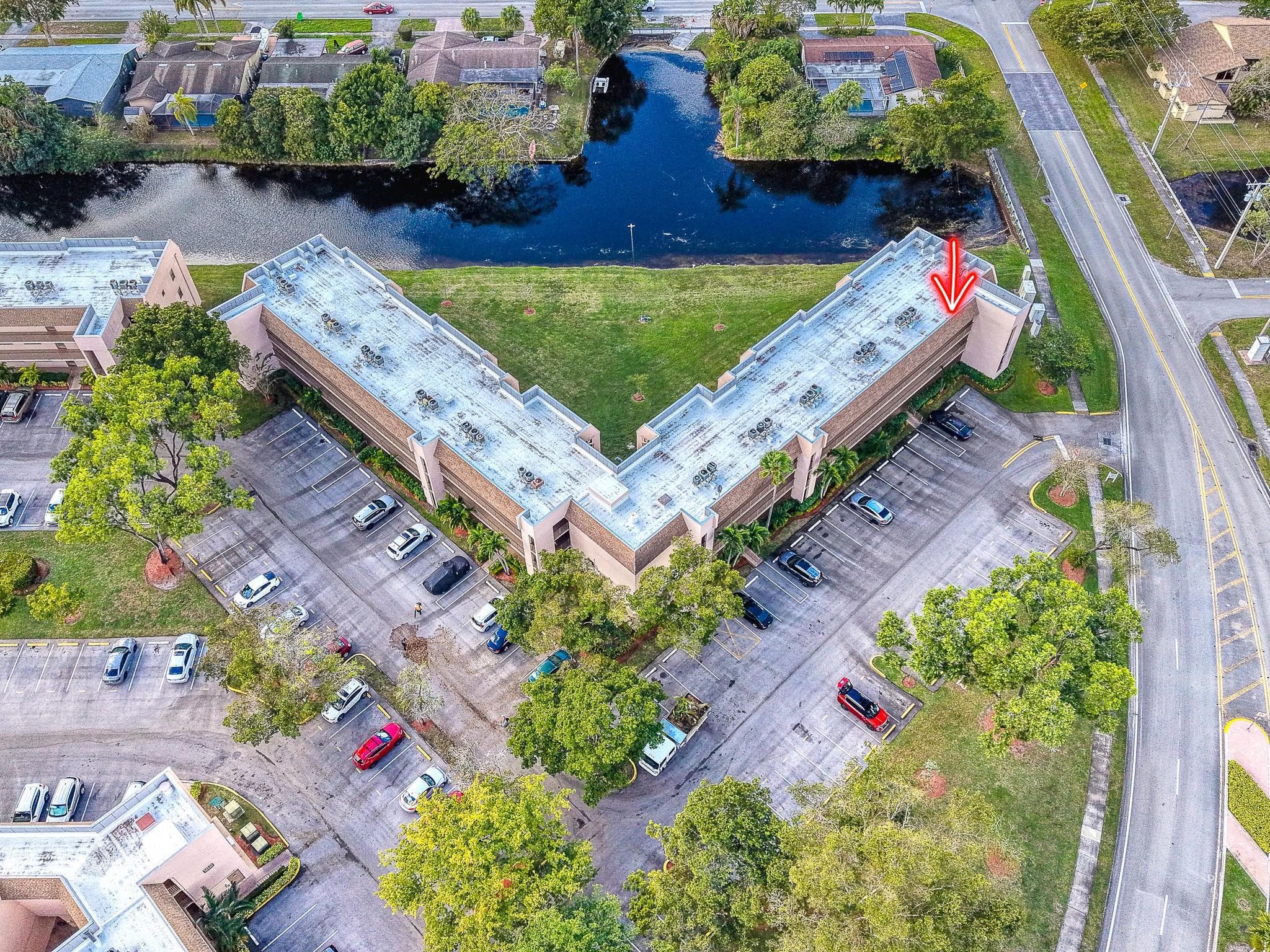 10466 Sunrise Lakes Boulevard 312, Sunrise, FL 33322 — photo 3 of 57