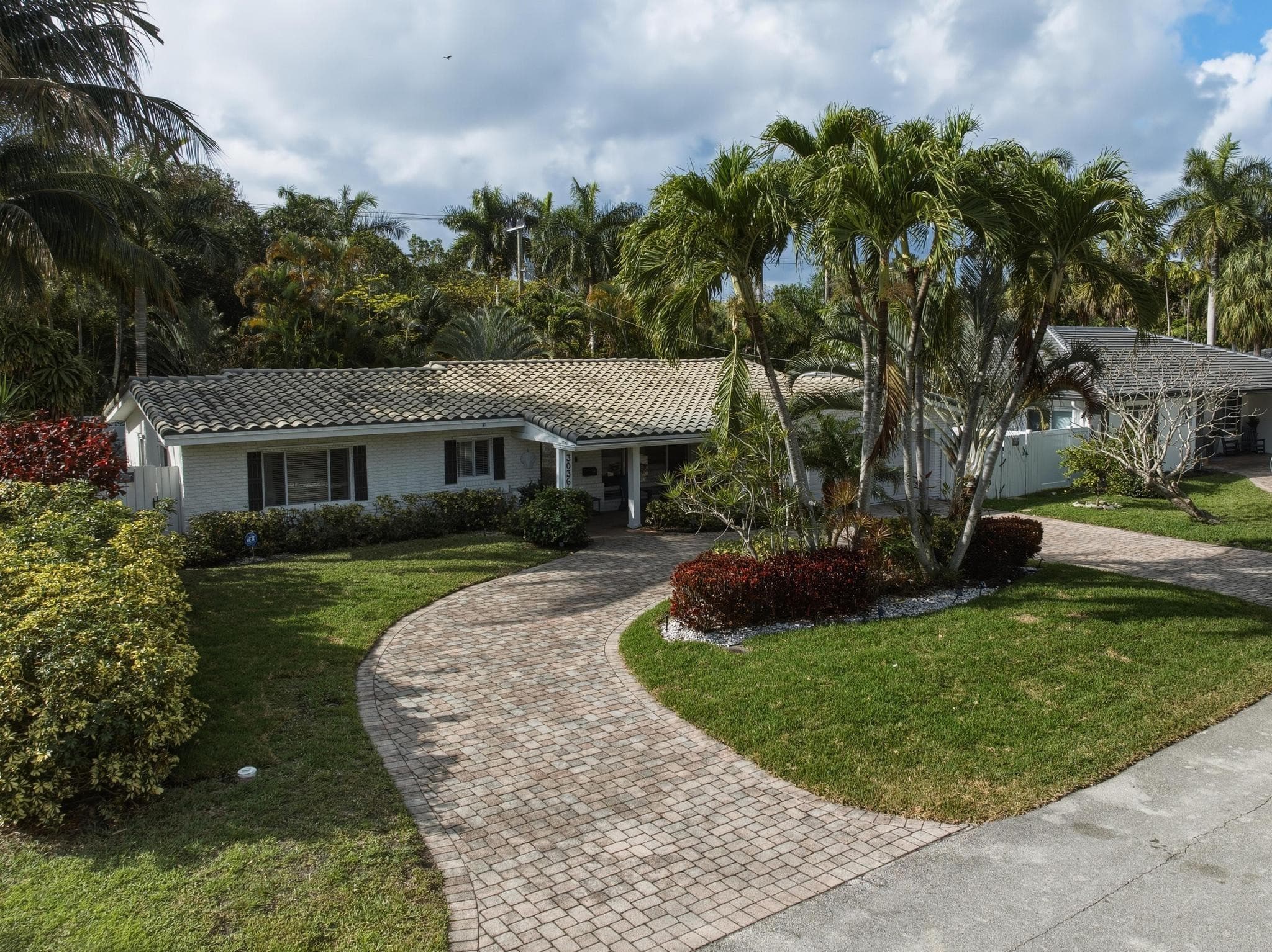 3036 NE 19 Street, Fort Lauderdale, FL 33305 — photo 3 of 40