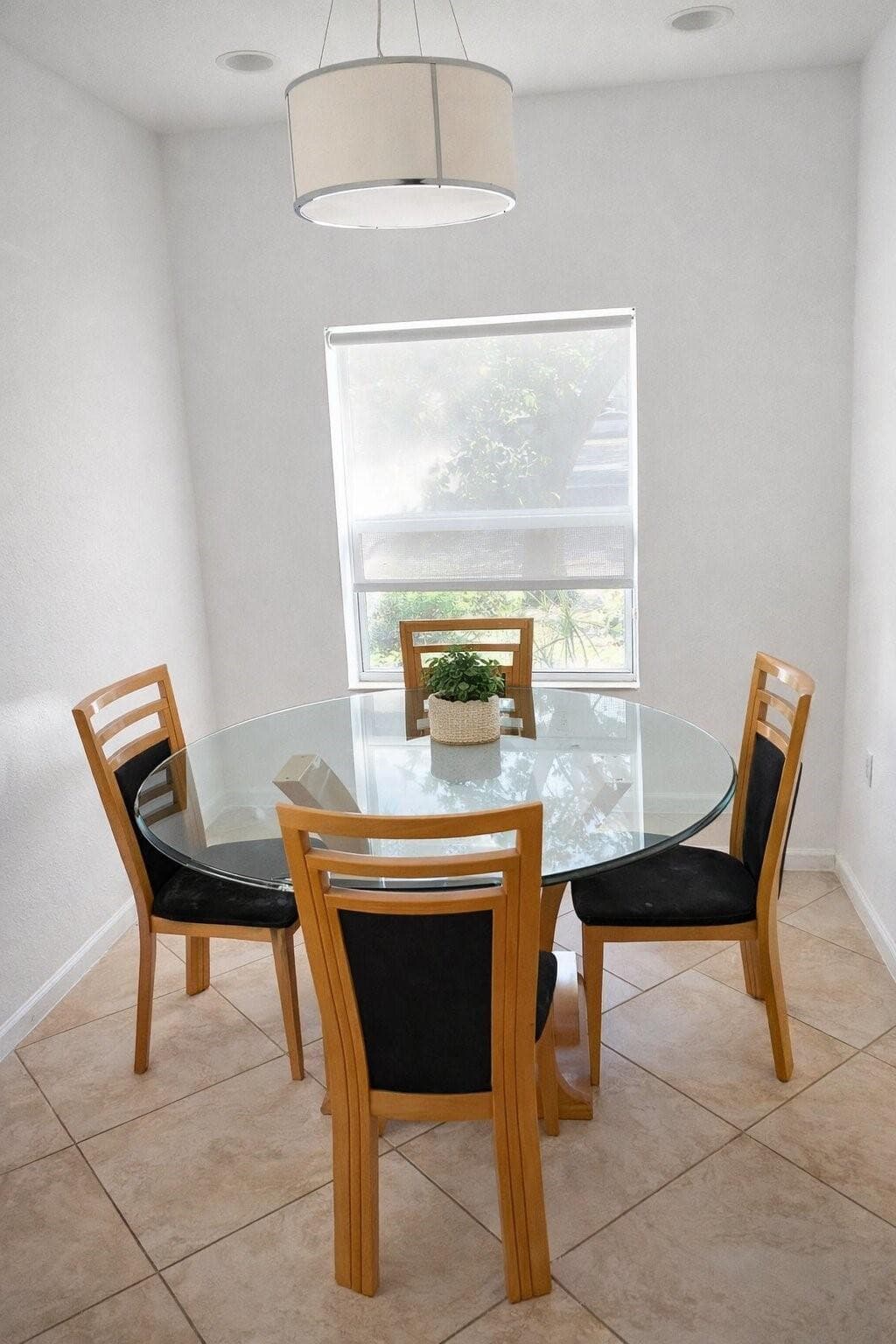 2521 NW 31st Court 2521, Oakland Park, FL 33309 — photo 1 of 5
