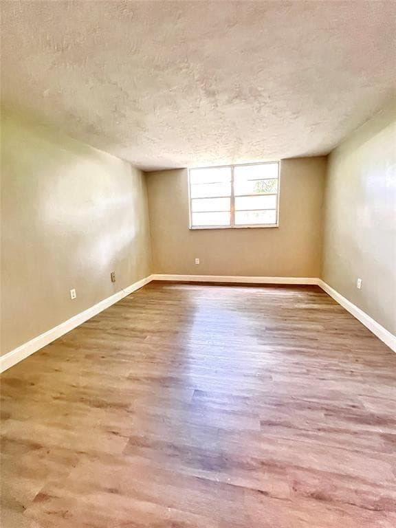 Condominium in Plantation — photo 3 of 22