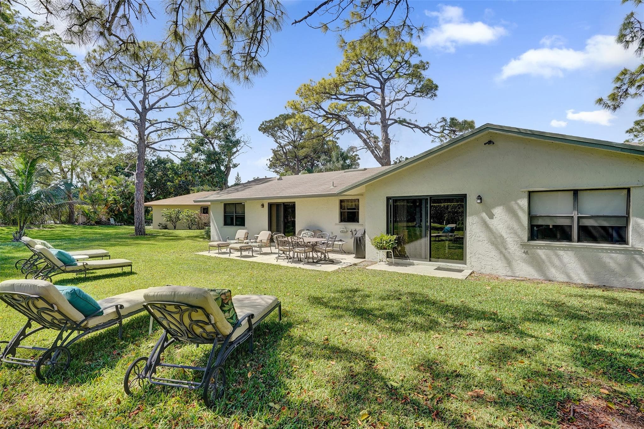 715 NW 23rd Lane, Delray Beach, FL 33445 — photo 3 of 29