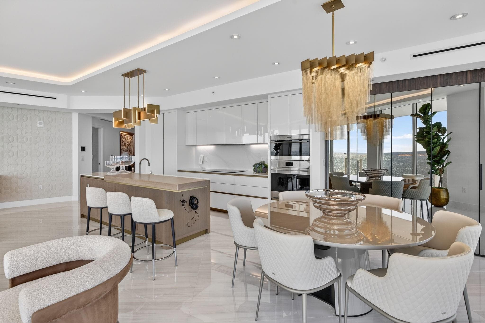525 N Fort Lauderdale Beach Boulevard 901, Fort Lauderdale, FL 33304 — photo 18 of 47