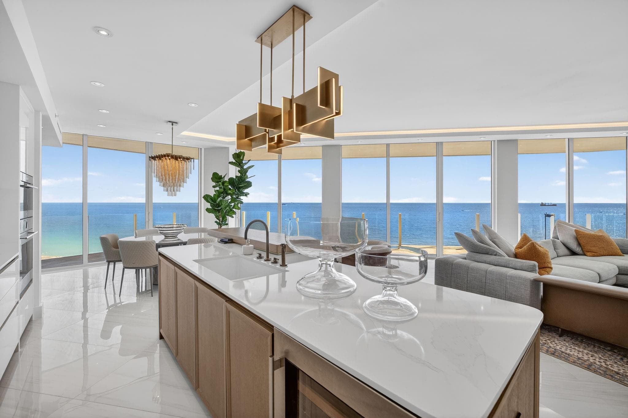 525 N Fort Lauderdale Beach Boulevard 901, Fort Lauderdale, FL 33304 — photo 20 of 47