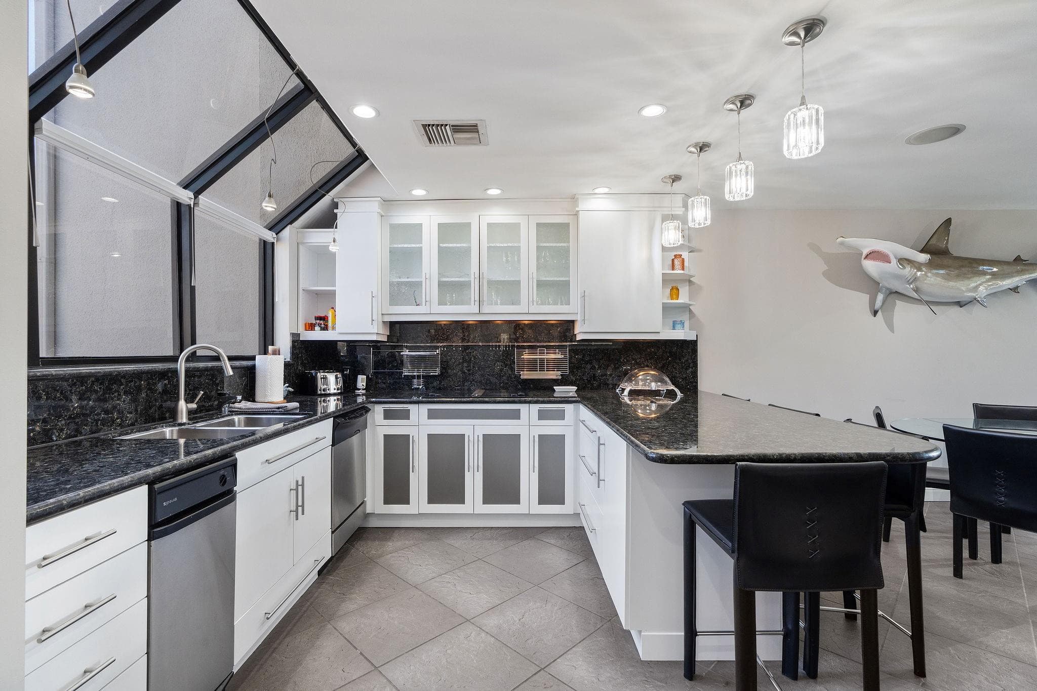 16 Portside Drive 16c, Fort Lauderdale, FL 33316 — photo 59 of 76