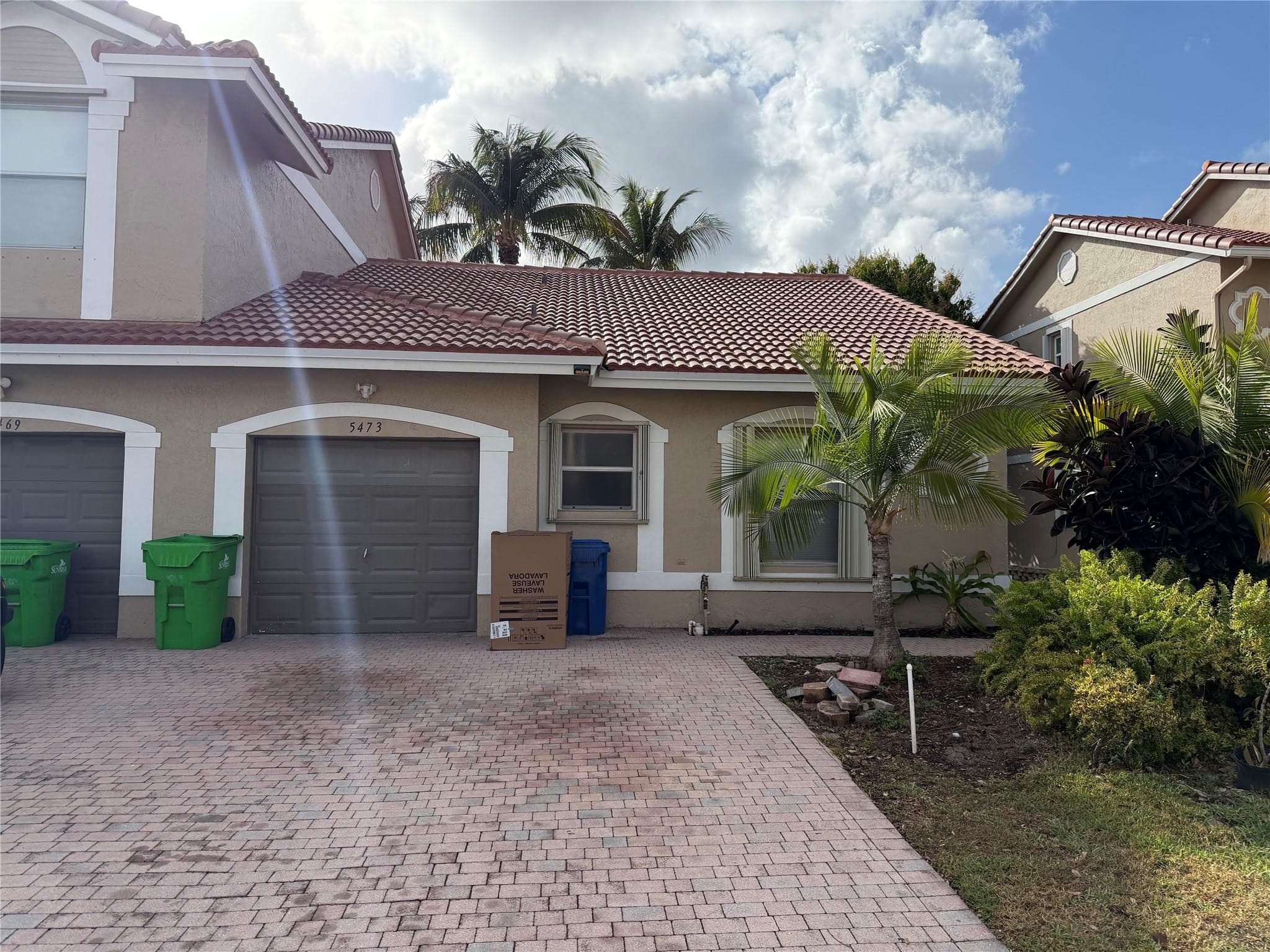 5473 NW 90th Avenue, Sunrise, FL 33351 — photo 1 of 18