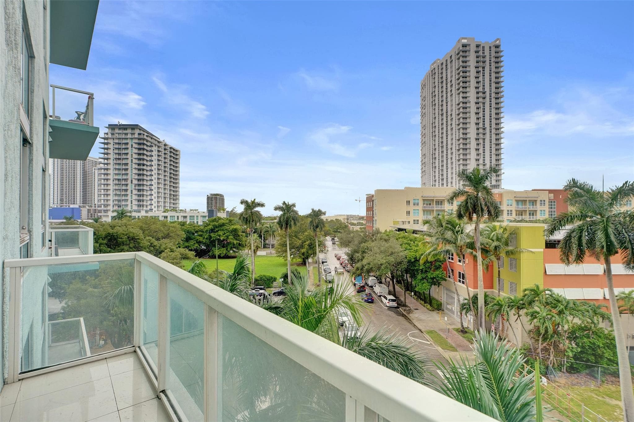 1900 N Bayshore Drive 715, Miami, FL 33132 — photo 16 of 54