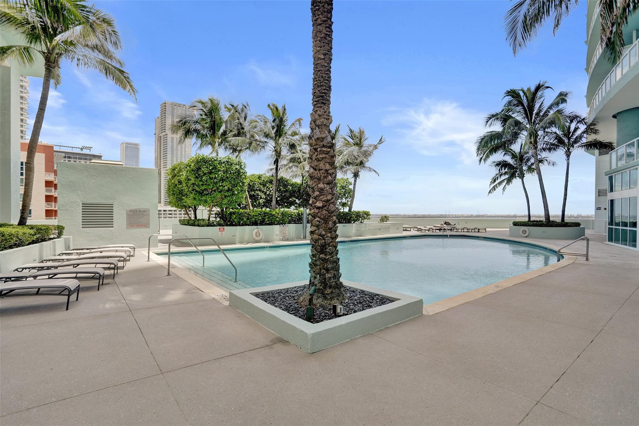 1900 N Bayshore Drive 715, Miami, FL 33132 — photo 36 of 54
