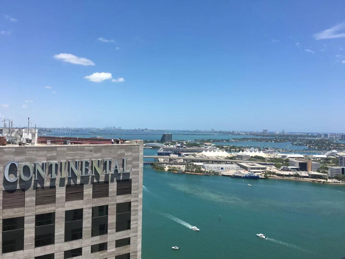335 S Biscayne Boulevard 4004, Miami, FL 33131 — photo 2 of 11
