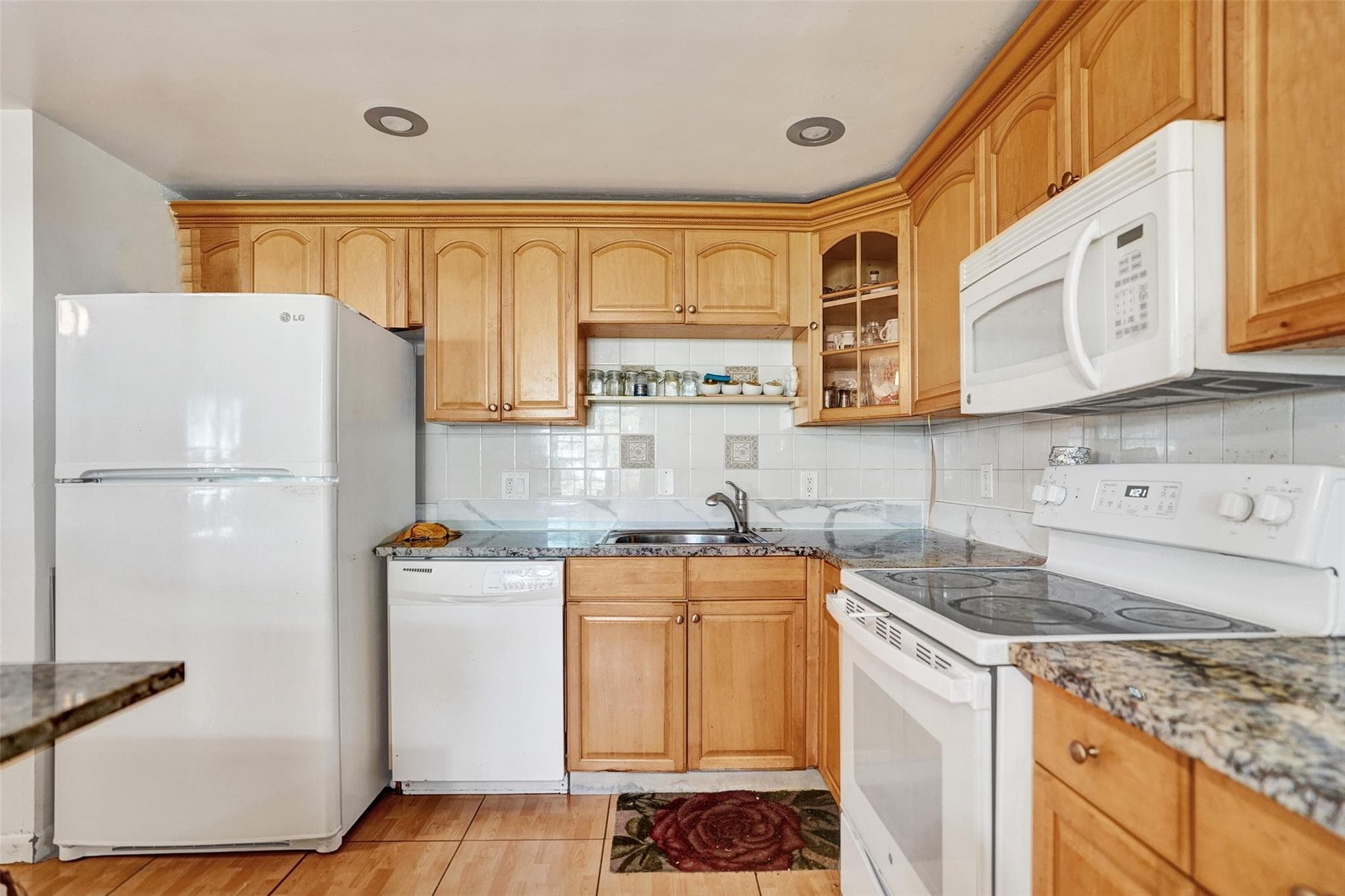 5208 NE 24th Terrace F118, Fort Lauderdale, FL 33308 — photo 9 of 27