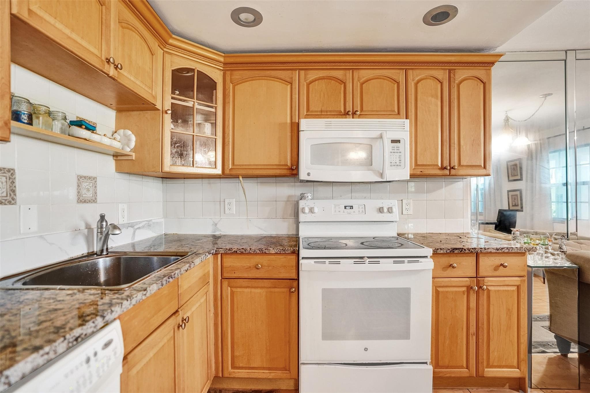 5208 NE 24th Terrace F118, Fort Lauderdale, FL 33308 — photo 11 of 27