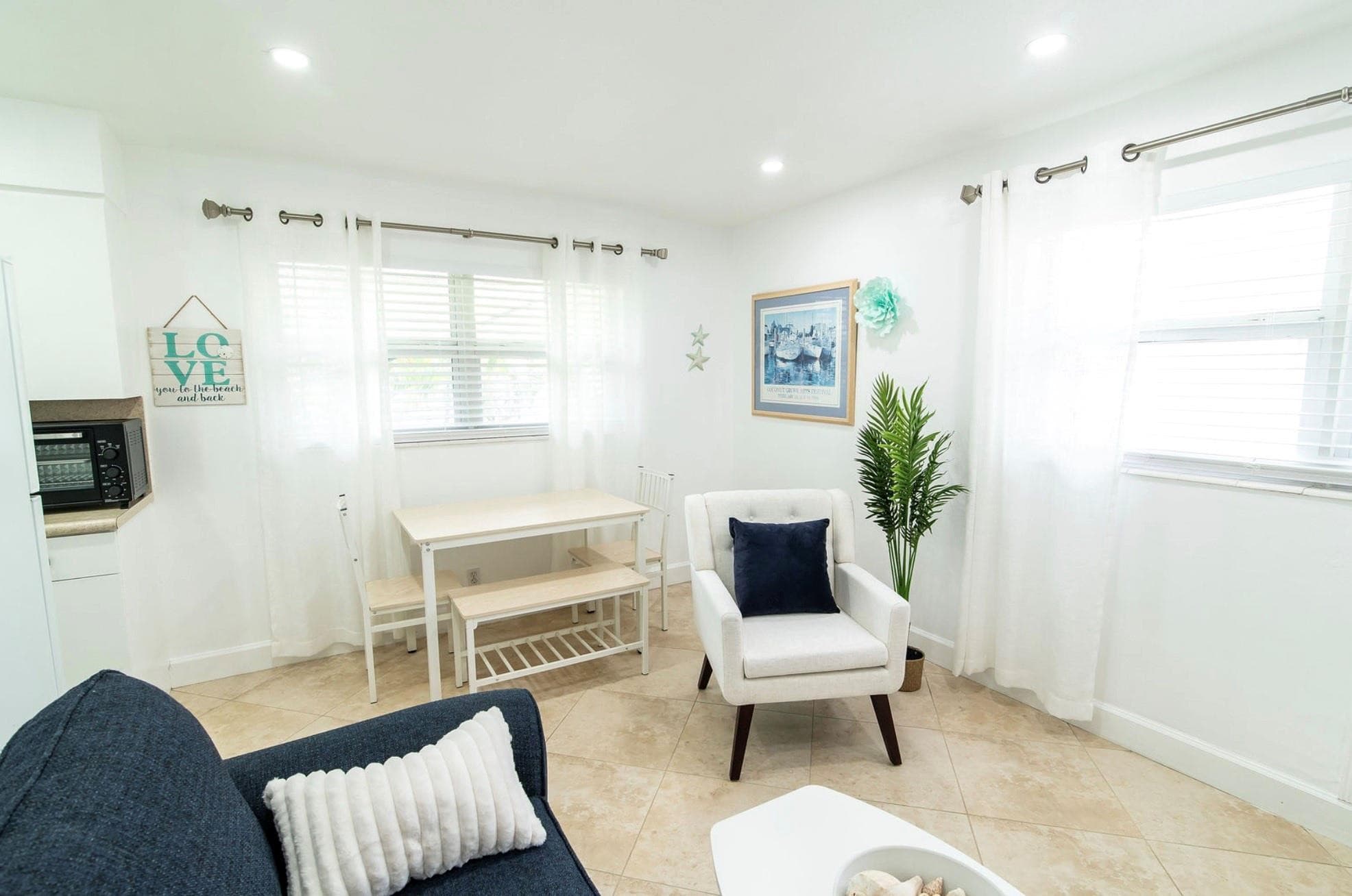 3230 NE 13th Street 203, Pompano Beach, FL 33062 — photo 3 of 11