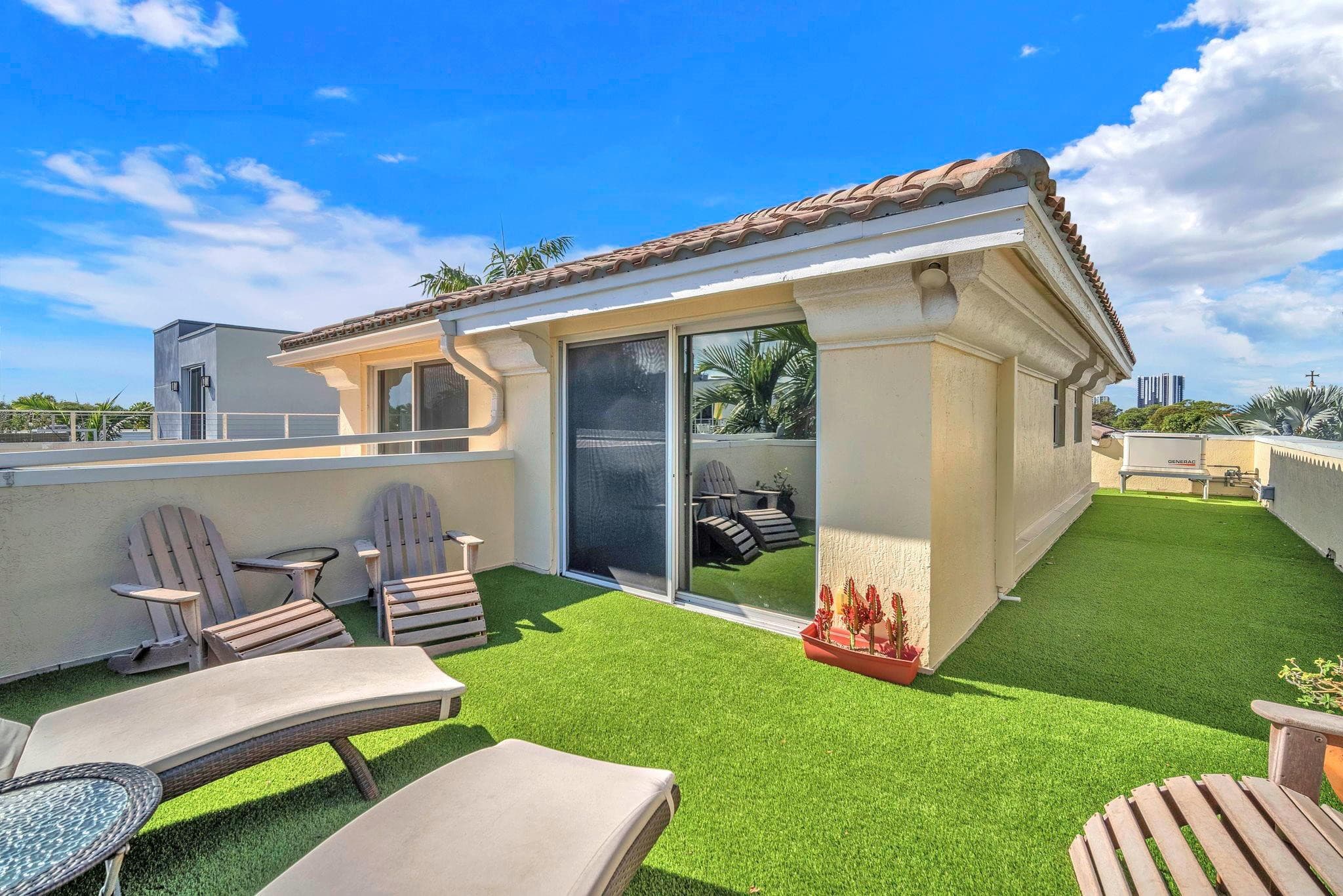 806 NE 16th Avenue, Fort Lauderdale, FL 33304 — photo 8 of 53