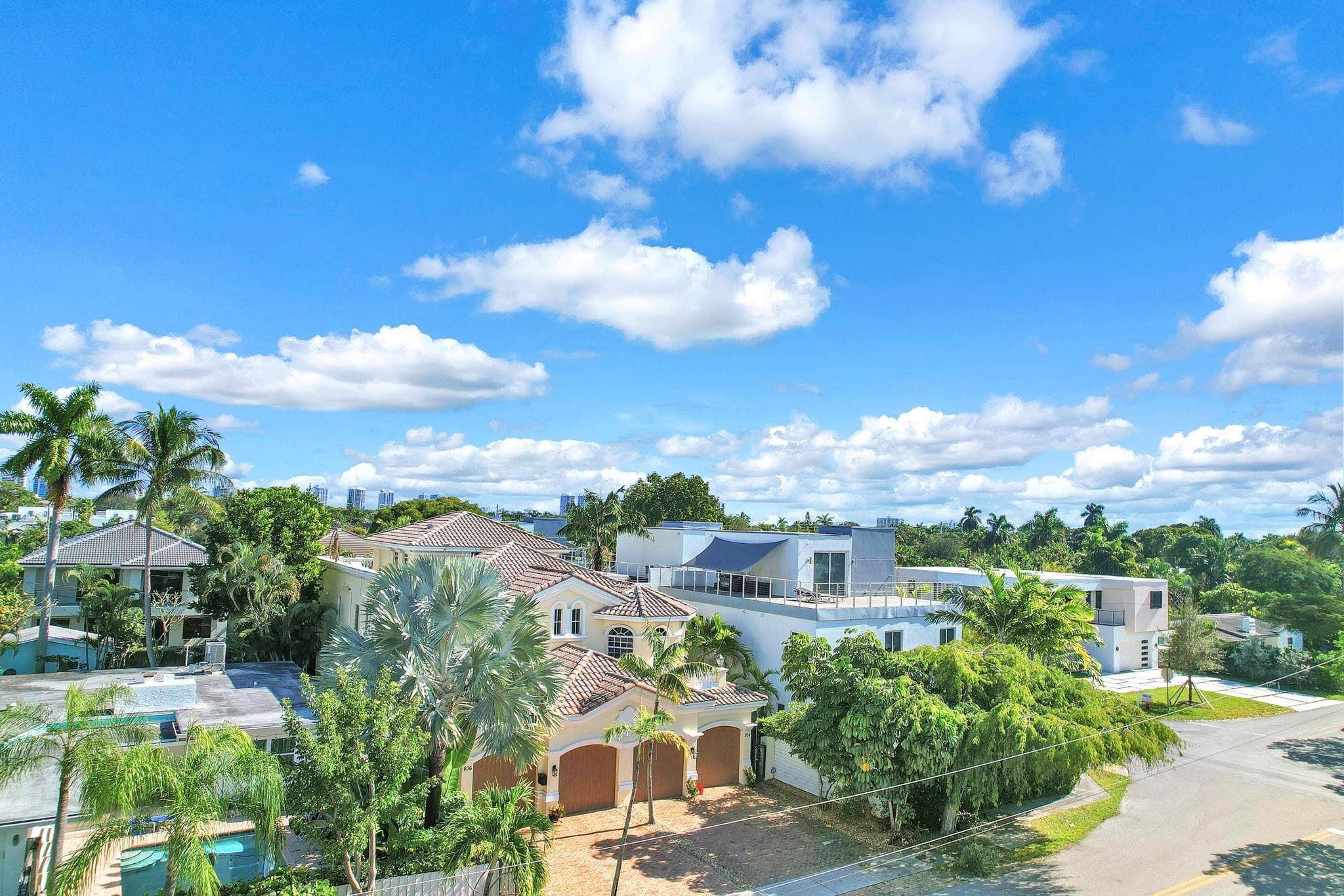 806 NE 16th Avenue, Fort Lauderdale, FL 33304 — photo 12 of 53