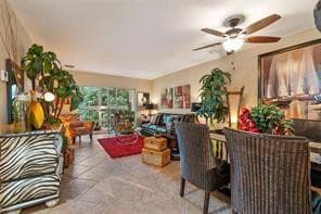 5151 W Oakland Park Boulevard 204, Lauderdale Lakes, FL 33313 — photo 2 of 13
