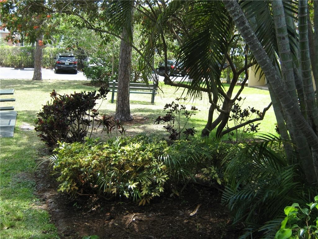 5162 NE 6th Avenue 317, Oakland Park, FL 33334 — photo 28 of 34