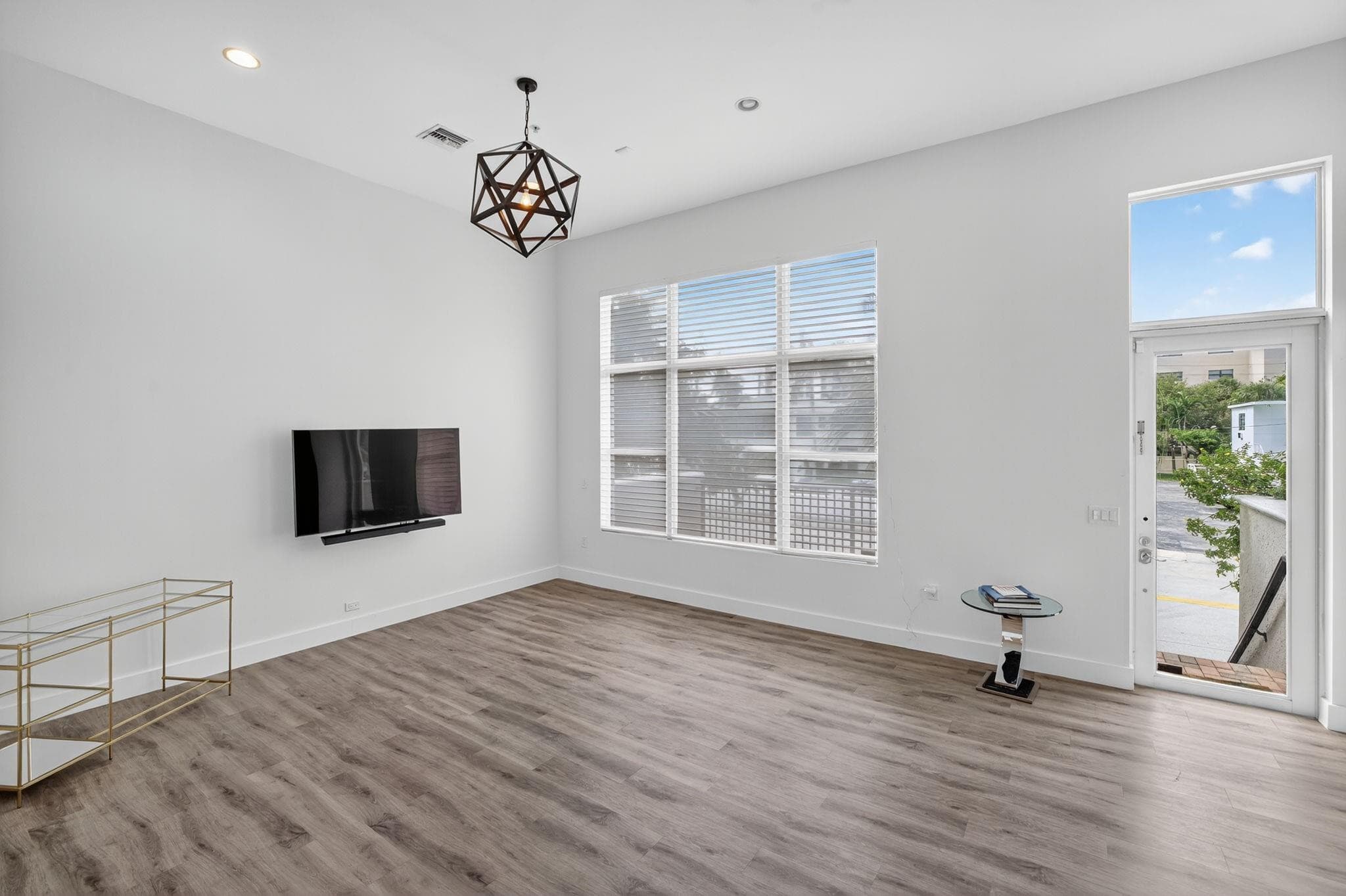 508 N Birch Road 508, Fort Lauderdale, FL 33304 — photo 9 of 84