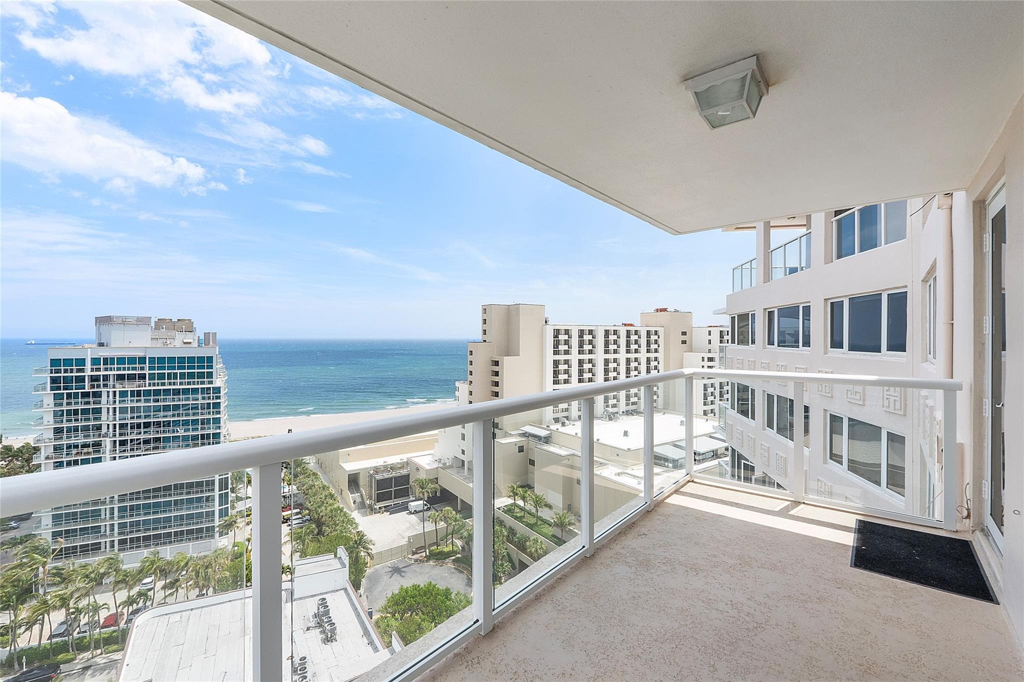 3000 Holiday Drive 1801, Fort Lauderdale, FL 33316 — photo 8 of 39