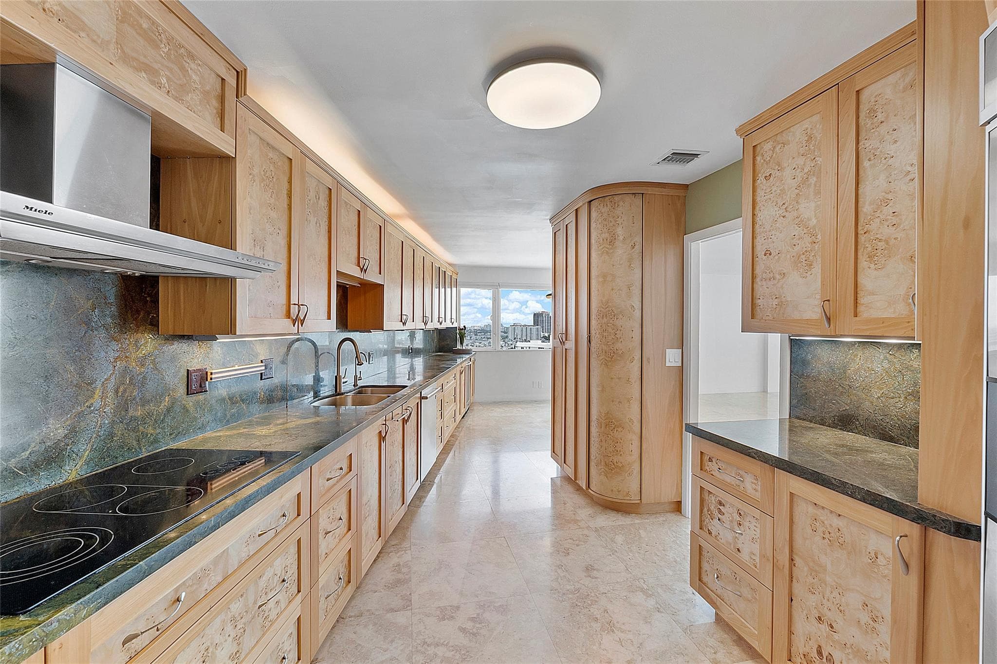 3000 Holiday Drive 1801, Fort Lauderdale, FL 33316 — photo 21 of 39