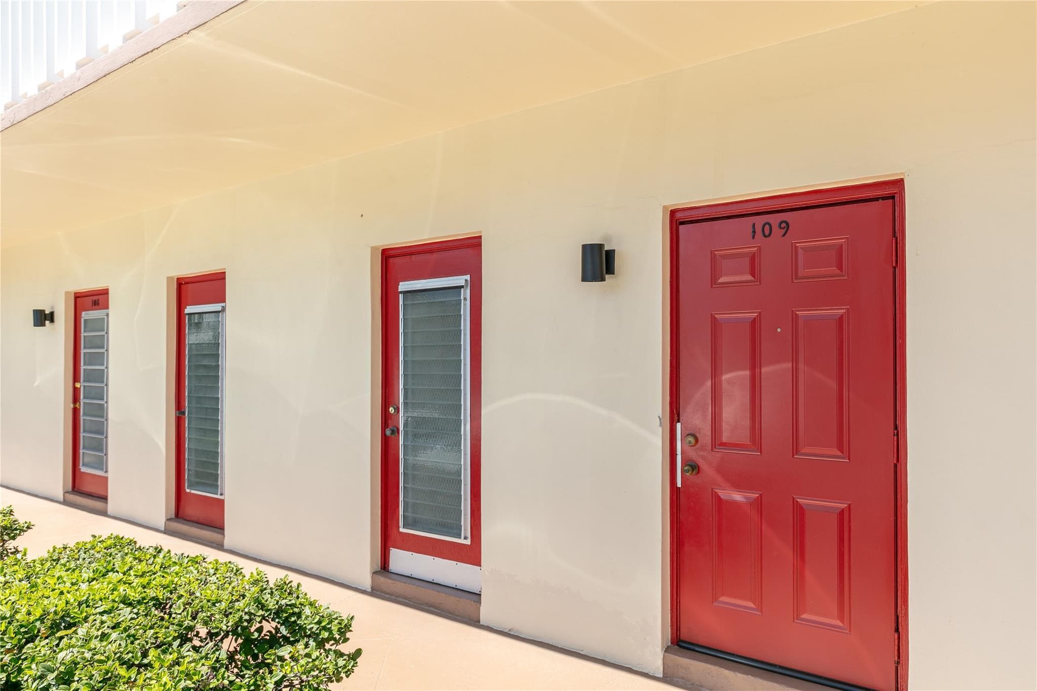 4411 NW 16th Street F109, Fort Lauderdale, FL 33313 — photo 1 of 32