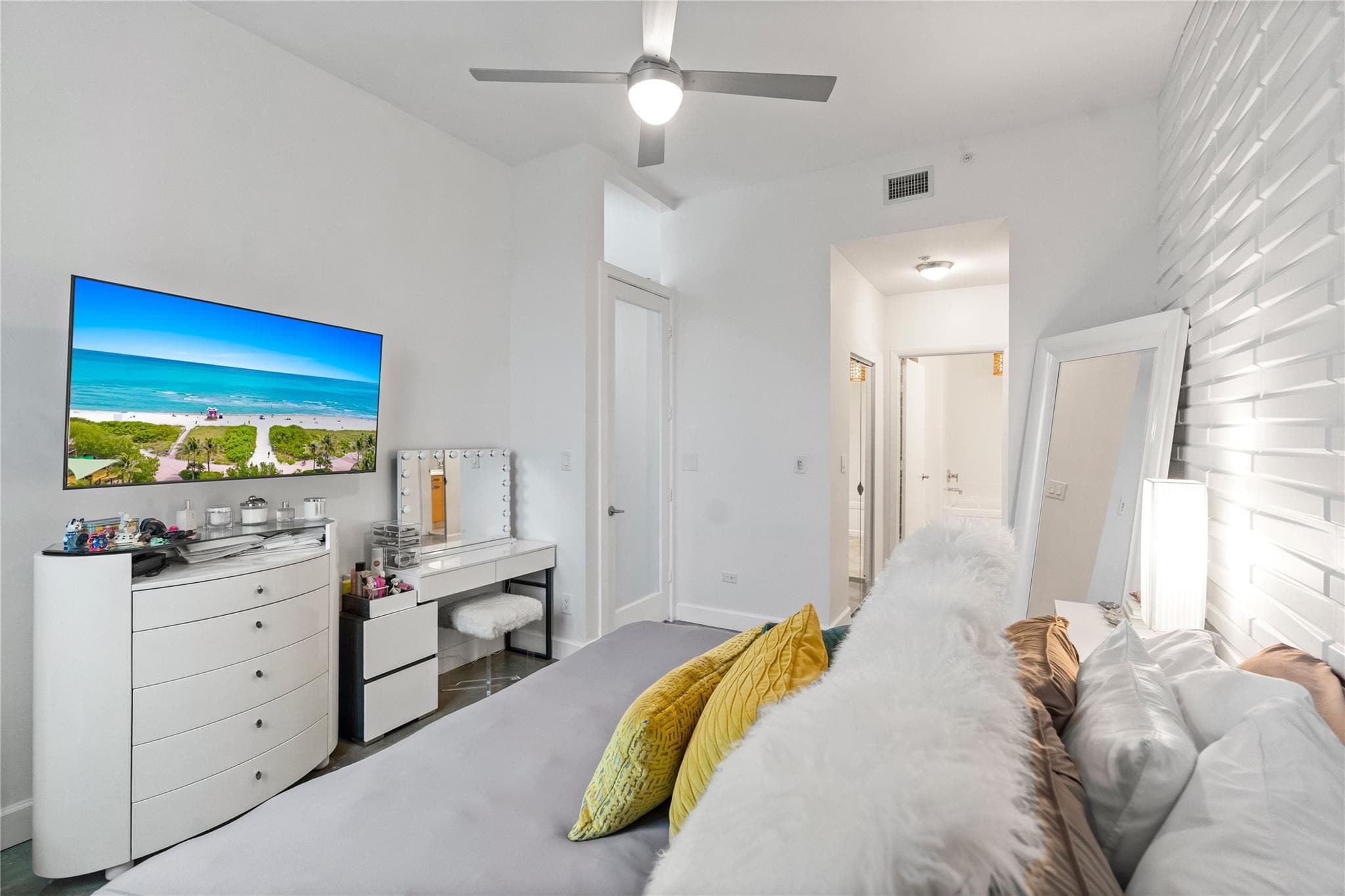 313 NE 2nd Street 405, Fort Lauderdale, FL 33301 — photo 20 of 50