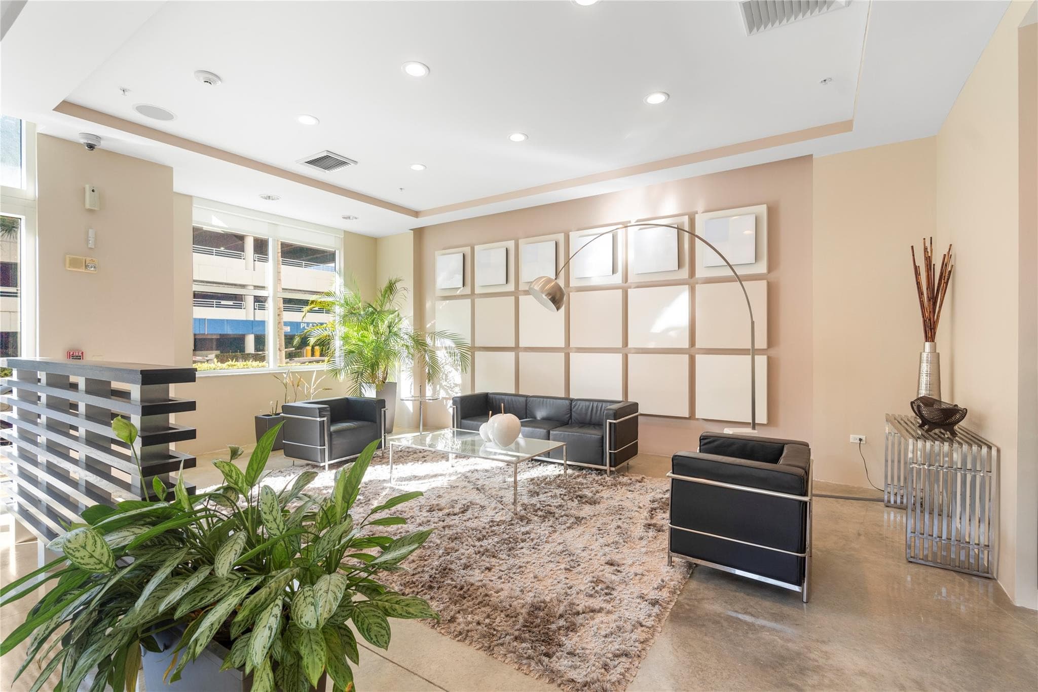 313 NE 2nd Street 405, Fort Lauderdale, FL 33301 — photo 38 of 50