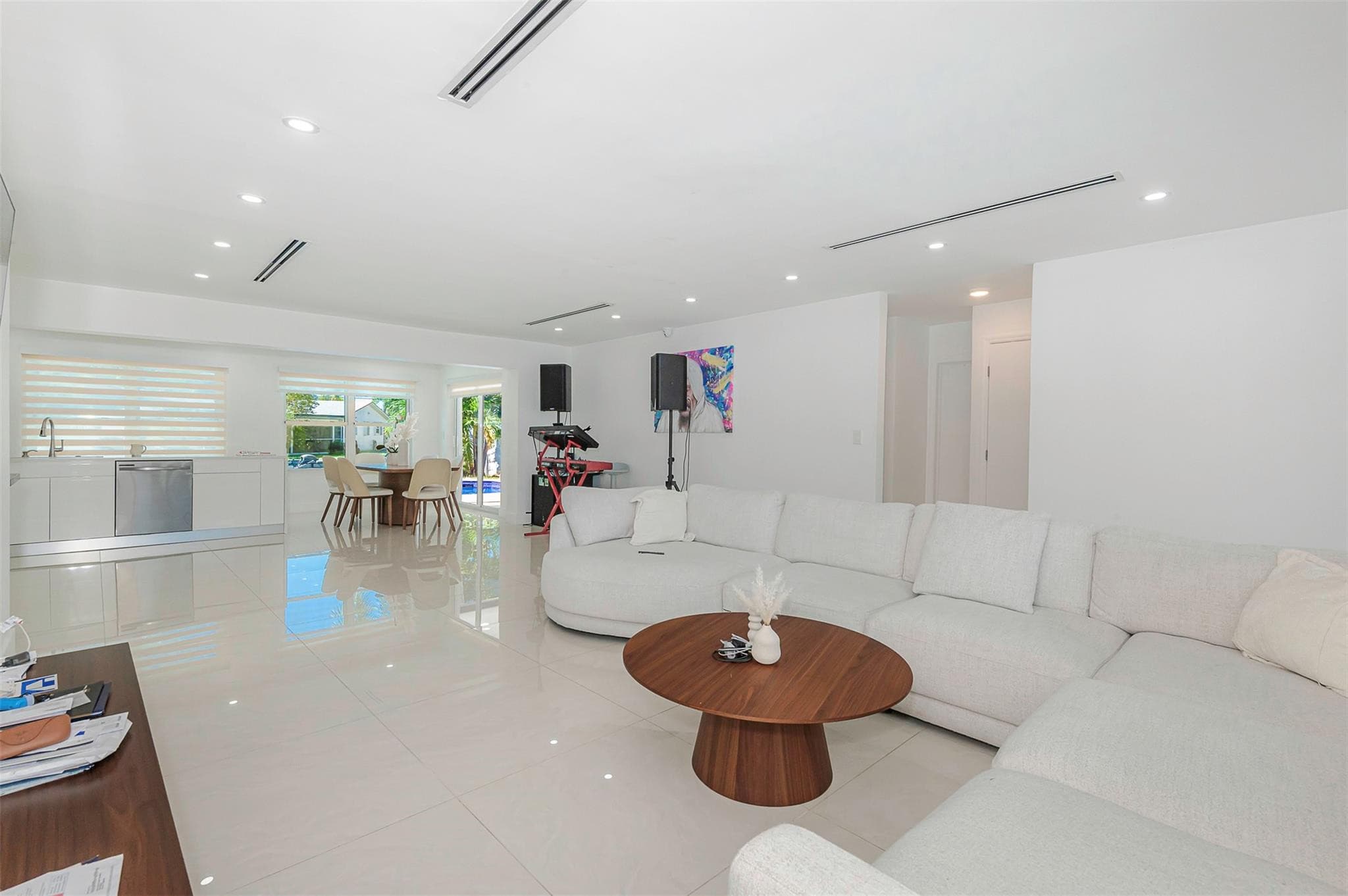 825 Argonaut Isle, Dania Beach, FL 33004 — photo 5 of 29